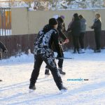 Урок физкультуры на катке средней школы №1 и гимназии / фото: Сергей Багров