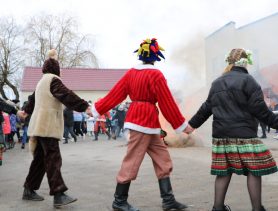 В Ганцевичах сожгли “бабу” и встретили Весну