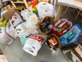 Верующие Ганцевщины собирают подарки одиноким пенсионерам: как им помочь