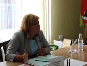 Как позвонить депутату парламента