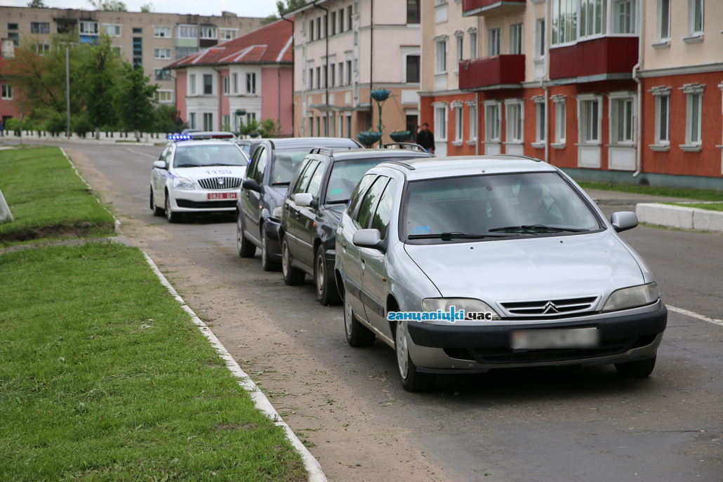 Тройное ДТП у железнодорожного переезда в Ганцевичах