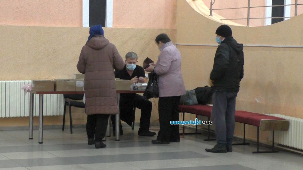 Продавцы «чудо-препаратов» зазывали на презентацию в Ганцевичах: какие они предлагали эликсиры?