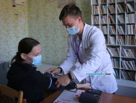 Молодой фельдшер в Ганцевичском районе не проработал и года. Почему он ушел?