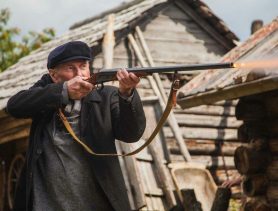 Осудили жителя Ганцевичского района, который сдал ружье, но припрятал порох