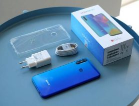 Смотрите, как за новогодний тост можно получить смартфон