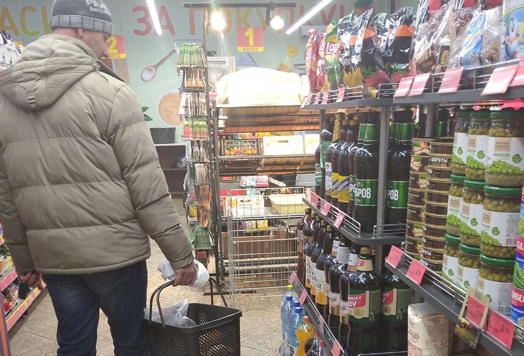 Прежде чем закупиться продуктами стоит изучить цены в разных магазинах города Ганцевичи.