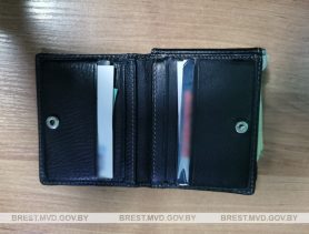 Пьяного мужчину привезли в больницу в Березе, где он совершил кражу
