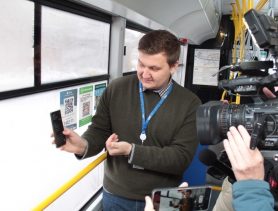 В Бресте теперь можно отслеживать транспорт и платить за проезд без QR-кода