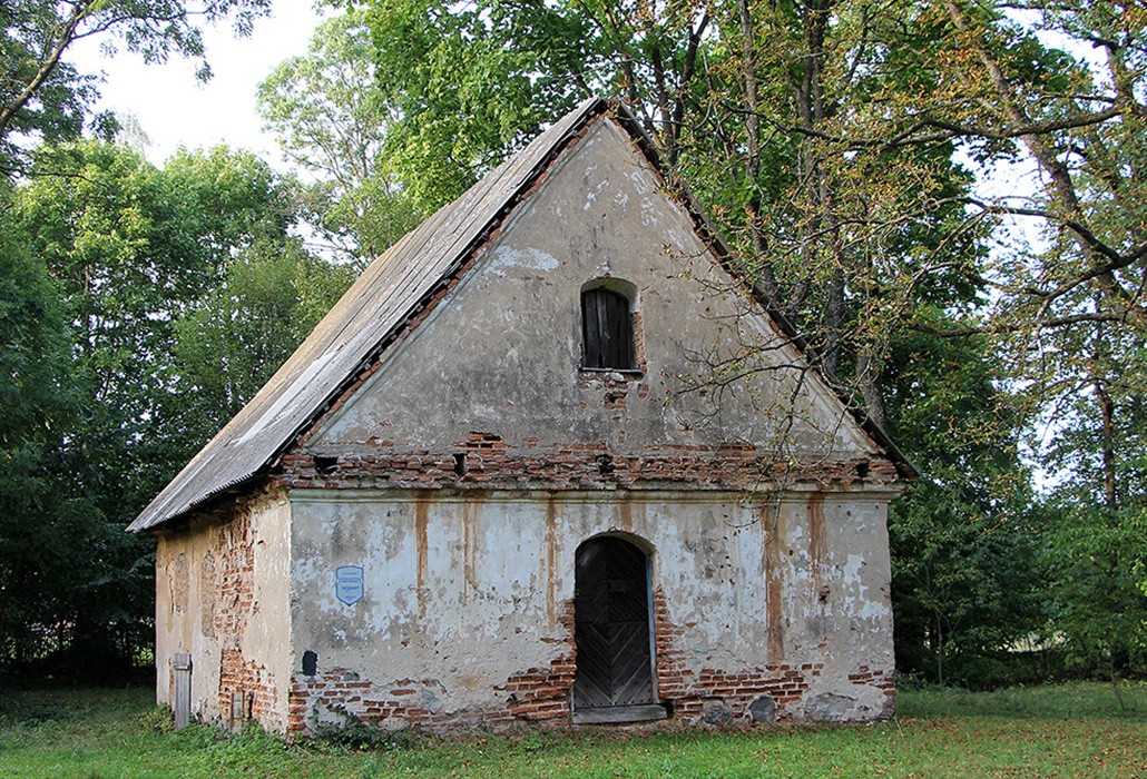 Капліца пры былой сядзібе Абуховічаў ў вёсцы Вялікія Круговічы.