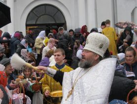Когда в Ганцевичах освящают Пасхальные куличи и яйца: расписание богослужений