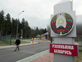 Двое жителей Бреста пытались провезти через границу контрабанду на 100 тысяч рублей