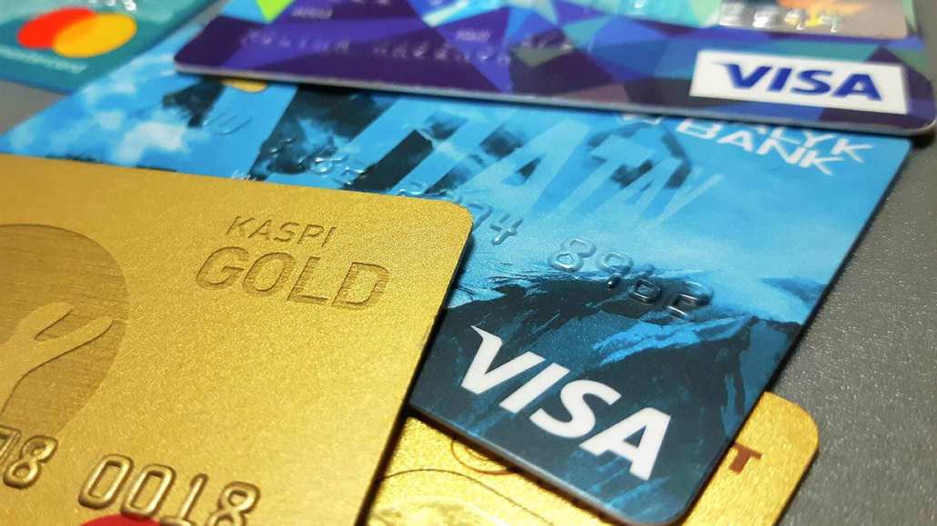 В Беларуси несколько часов не работали карты Visa