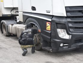 Белорус въехал в Польшу на фуре, которая числилась в угоне