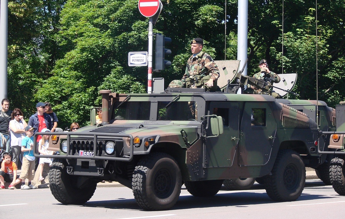 HMMWV армии Люксембурга