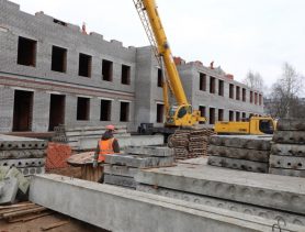 Где в Брестской области построят новые детсады и школы и кому ещё подкинут денег?