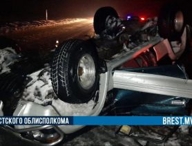 Машина с усталым водителем перевернулась на трассе М1 в Ивацевичском районе