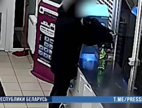 В Бресте задержали вора, который похищал урны с пожертвованиями. На что он тратил украденные деньги?