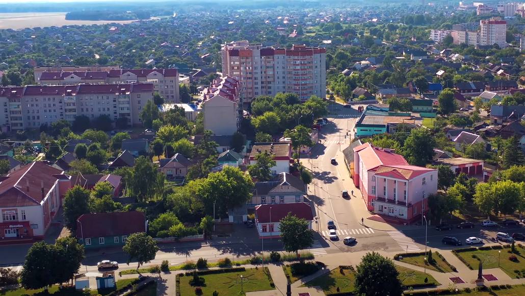 За сколько можно купить квартиру в Лунинце?