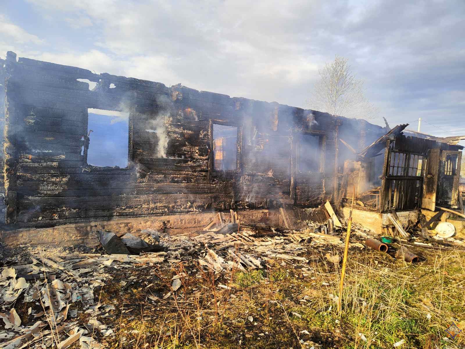 На ночных пожарах в Брестской области погибли люди