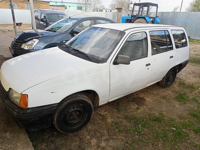 Opel Kadett E