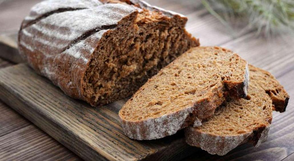 ТОП-3 натуральных подкормки для клубники: растёт как на дрожжах