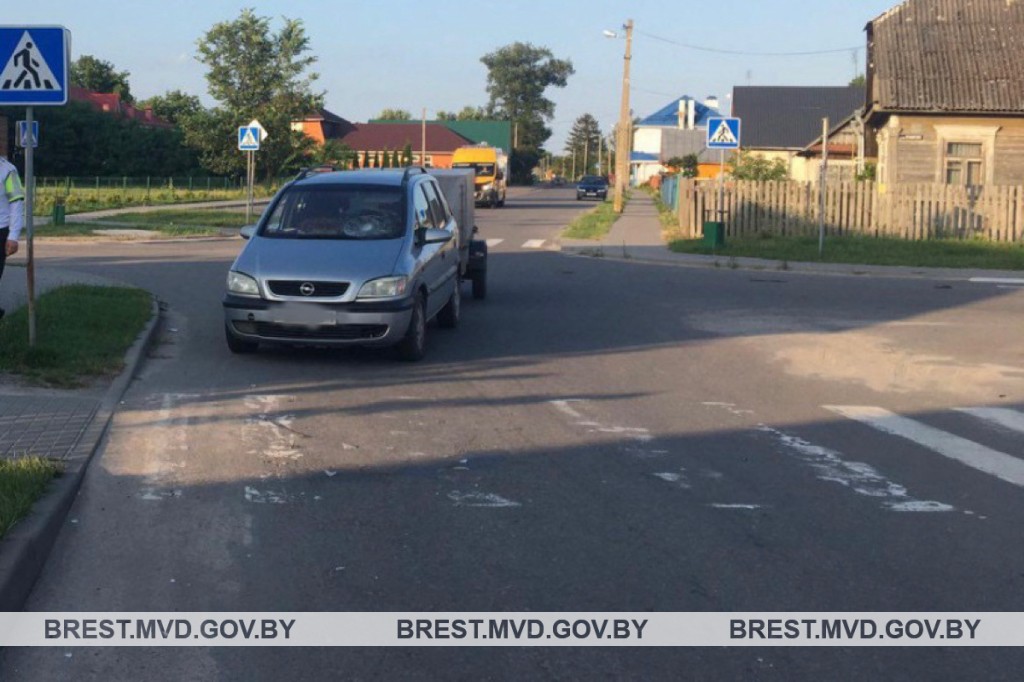 Юный велосипедист оказался сбит машиной в Давид-Городке. 3 июля 2023 года 