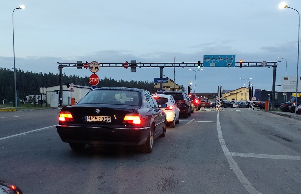 Погранпереход Шальчининкай/Бенякони из Литвы в Беларусь