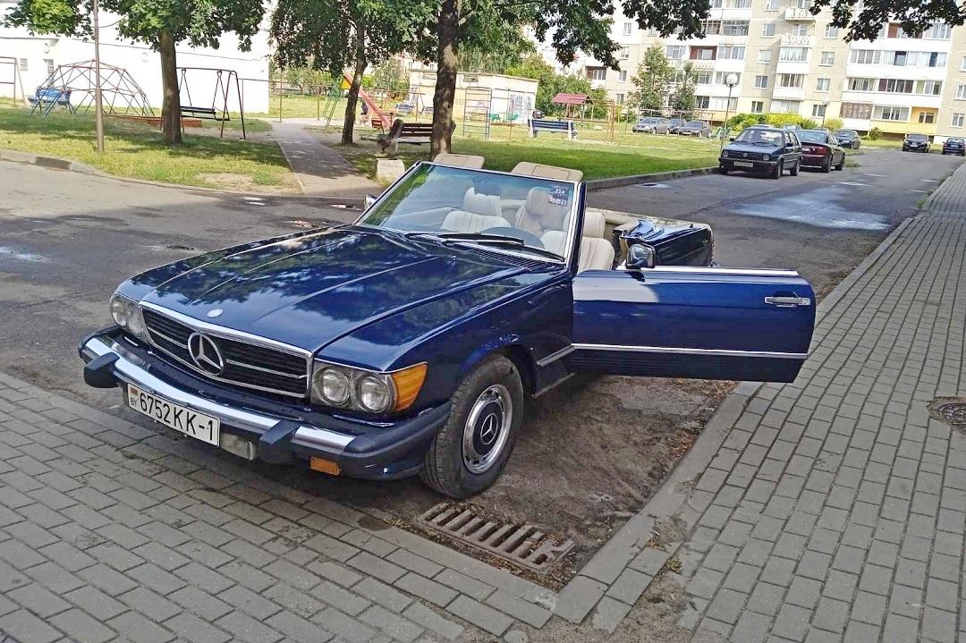 Mercedes-Benz SL560 R107 1976 года выпуска – одна из уникальнейших машин в Берёзе Брестской области