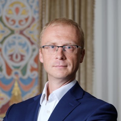 Олег Николенко