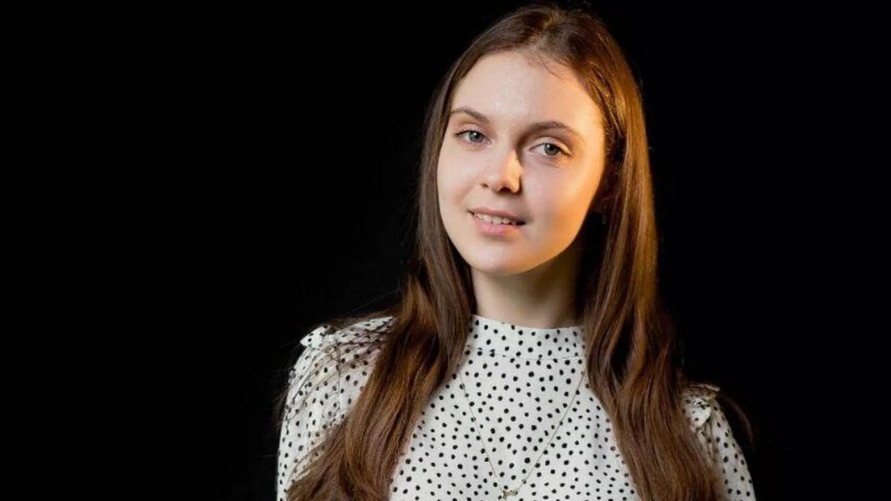 Полина Дычек