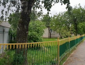 Верни мои подарки: Барановичский исполком забрал установленные жителям заборы