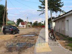 В Ганцевичах появился «тактильный» столб: авангард в городском дизайне или строительный просчет?