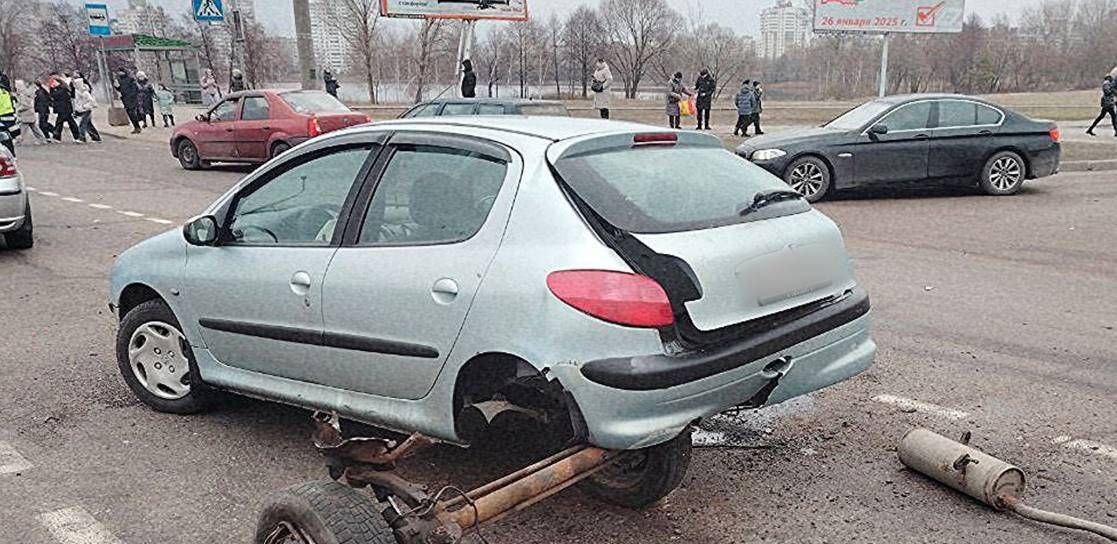 ДТП в Гомеле с тремя автомобилями