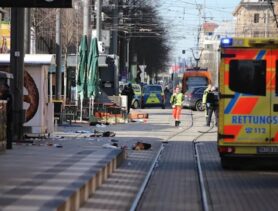 В Германии водитель легковушки врезался в толпу