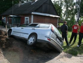В Бресте мошенник обещал ремонт машин и обманул клиентов на 80 тысяч рублей