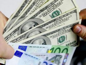 Что с курсом доллара в Ганцевичах: время покупать или сдавать валюту
