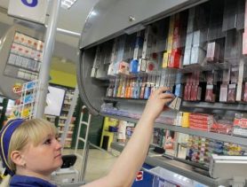 В Беларуси планируют повысить акцизы на табак и алкоголь. Как это отразится на ценах?