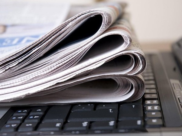 Информационные сайты приравняли к СМИ. Депутаты в двух чтениях приняли поправки в закон о СМИ