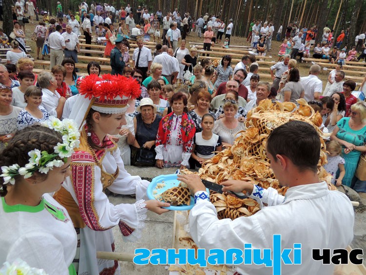 Дожинки в урочище Горки в 2014 году