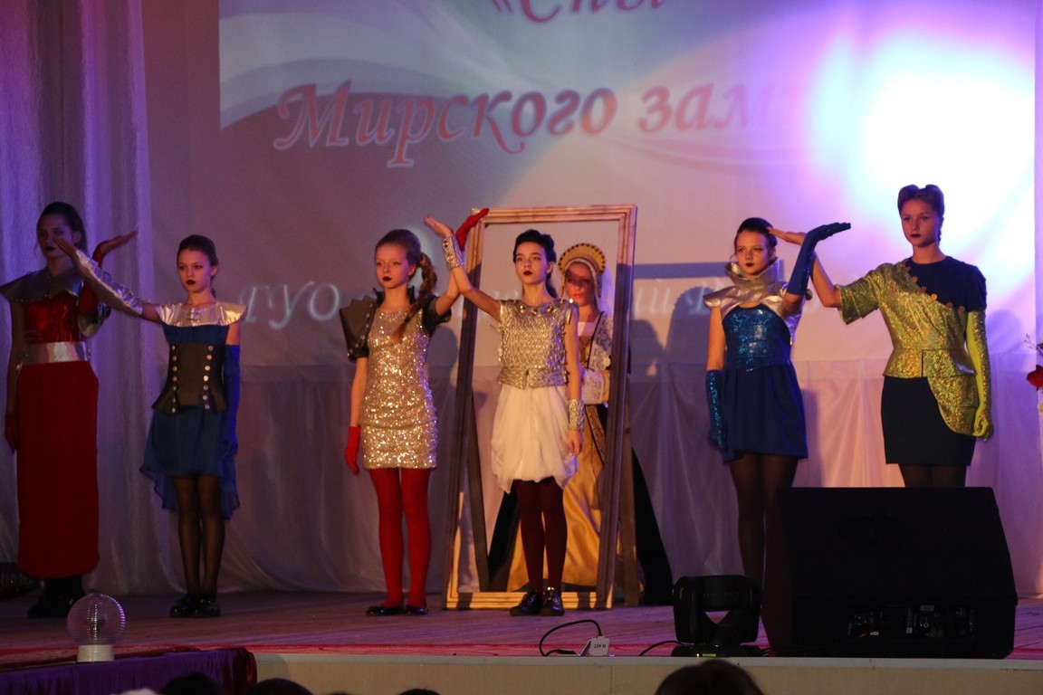 Во время дефиле в финале районного конкурса 