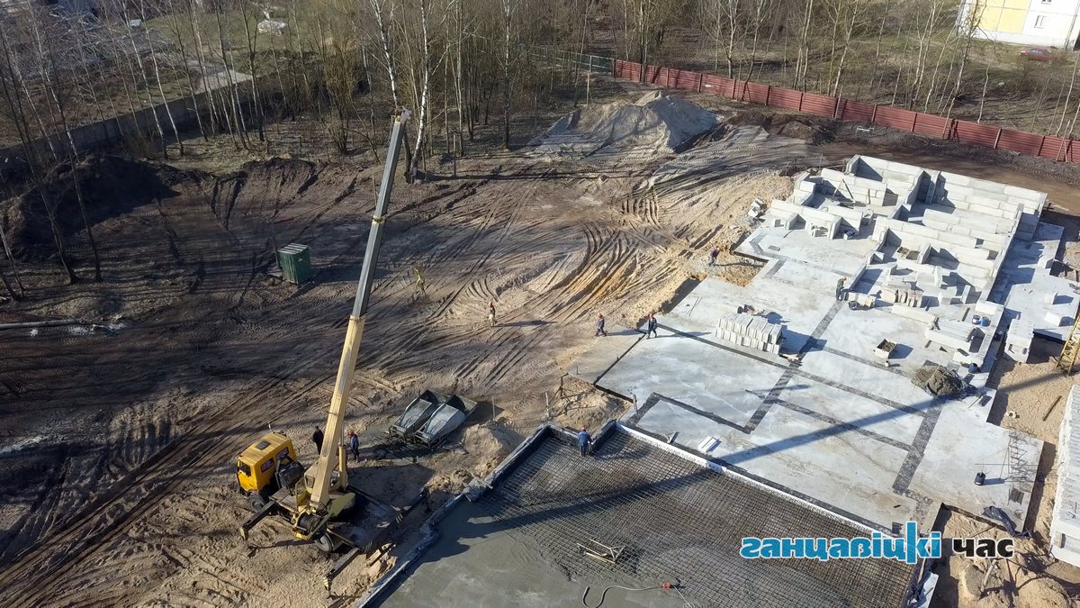 В Ганцевичах идёт строительство нового 80-квартирного жилого дома