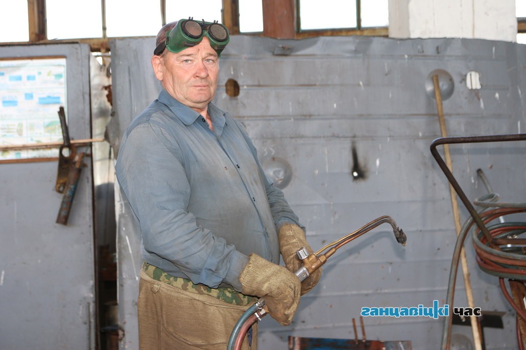 Владимир Крупенич, электрогазосварщик