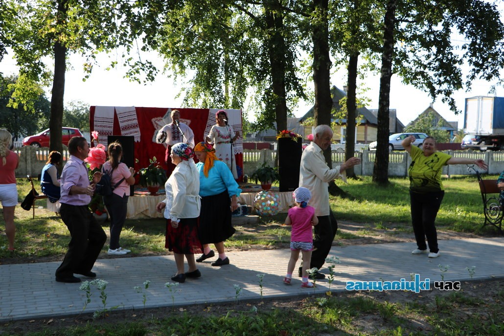 Как в Хотыничах праздник деревни отмечали