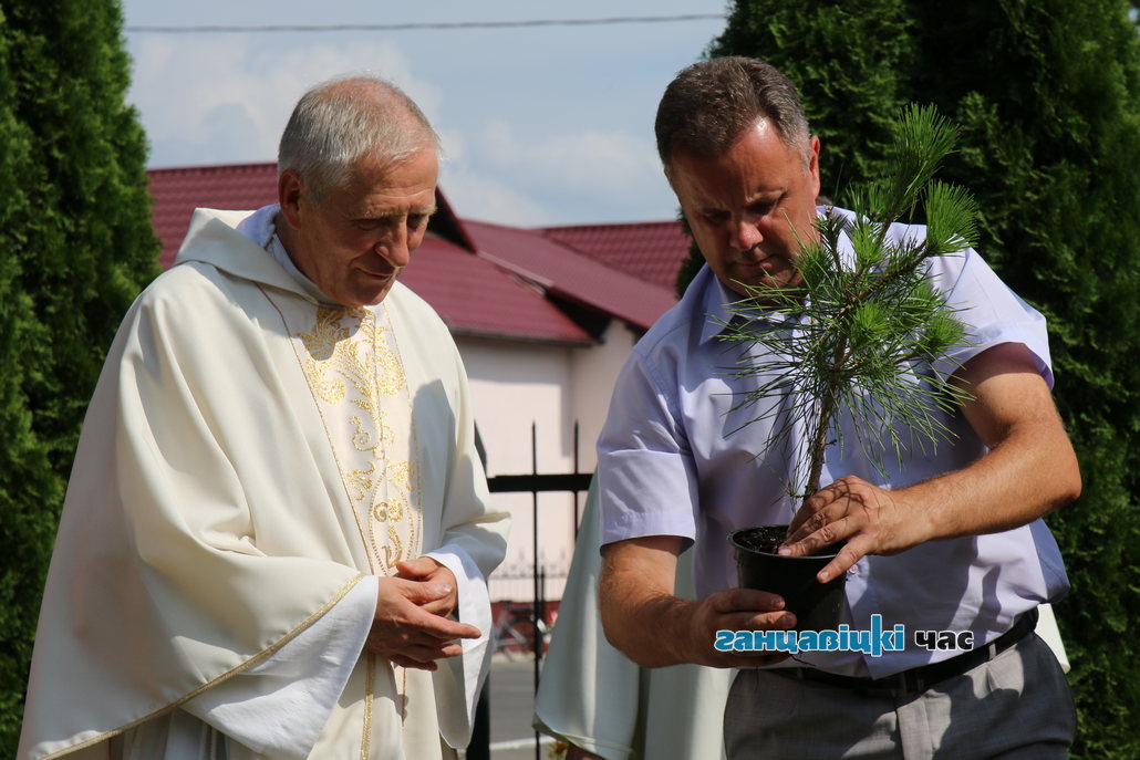 У Ганцавічах маліліся і весяліліся з нагоды святкавання 20-годдзя касцела, 31 жніўня 2019 года