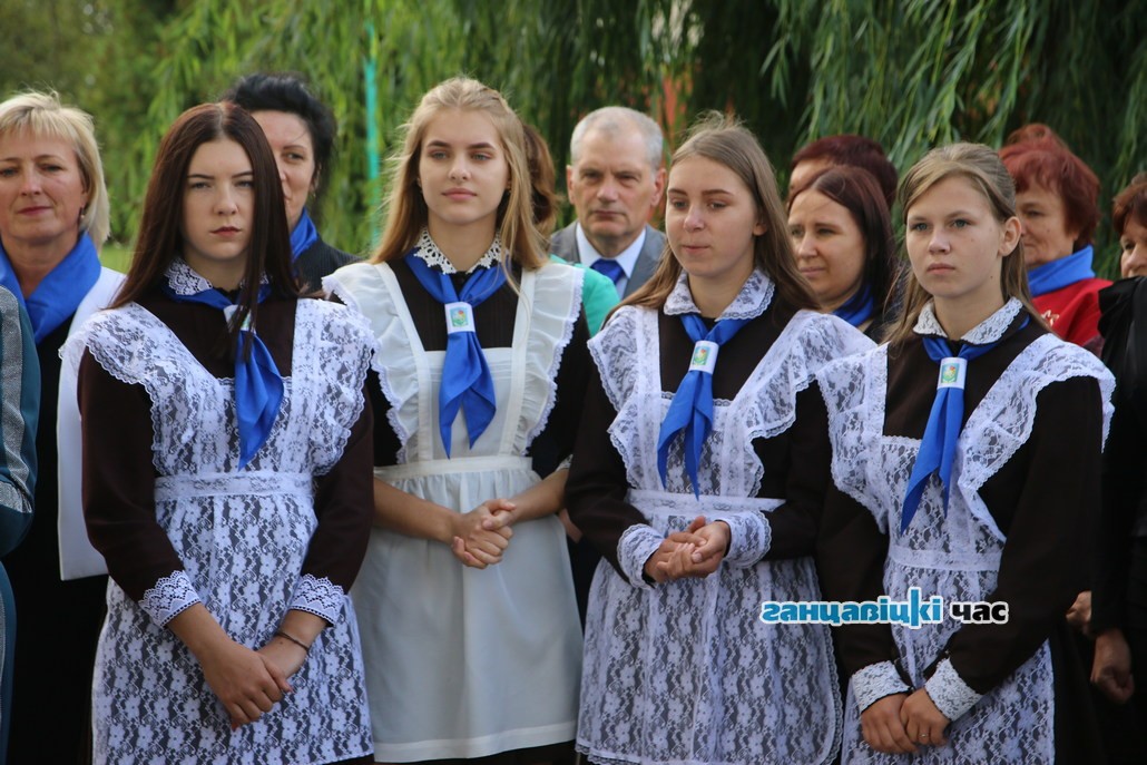 Открытие памятного знака и закладка новой аллеи в честь 150-летия открытия учебного заведения в д. Б. Круговичи, 14 сентября 2019 года