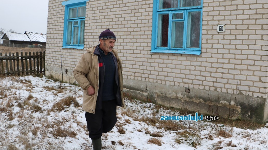 Пенсионер подписал договор не глядя и стал должником с «золотыми окнами»