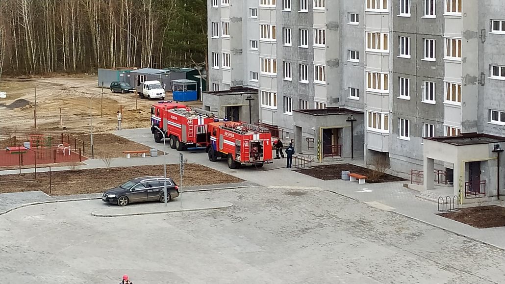 В Ганцевичах спасатели тушили пожар в новой многоэтажке