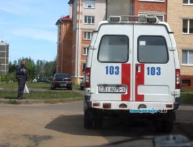 В Ганцевичах мужчину с ранением увезла скорая