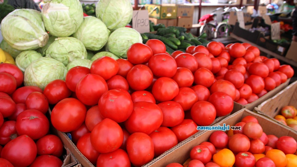 Продавцы советуют покупать именно эти помидоры - они наиболее вкусные