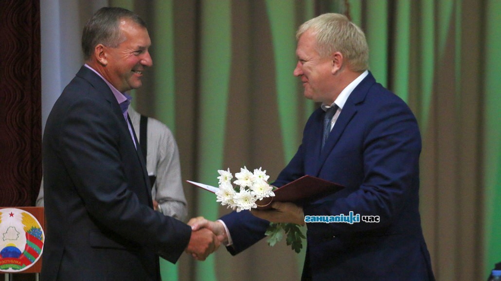 Кравцов Владимир Адамович, учитель физической культуры и здоровья средней школы №3 г. Ганцевичи